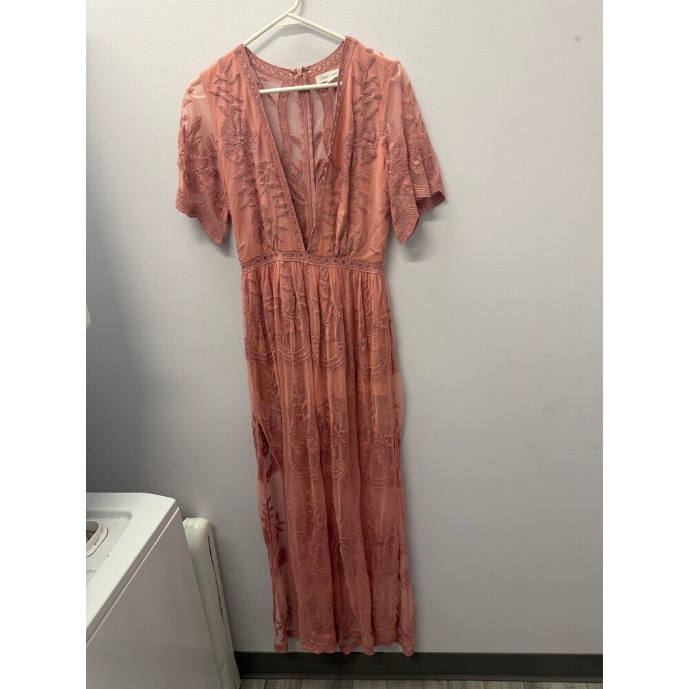 Honey punch lace maxi dress in dusty rose